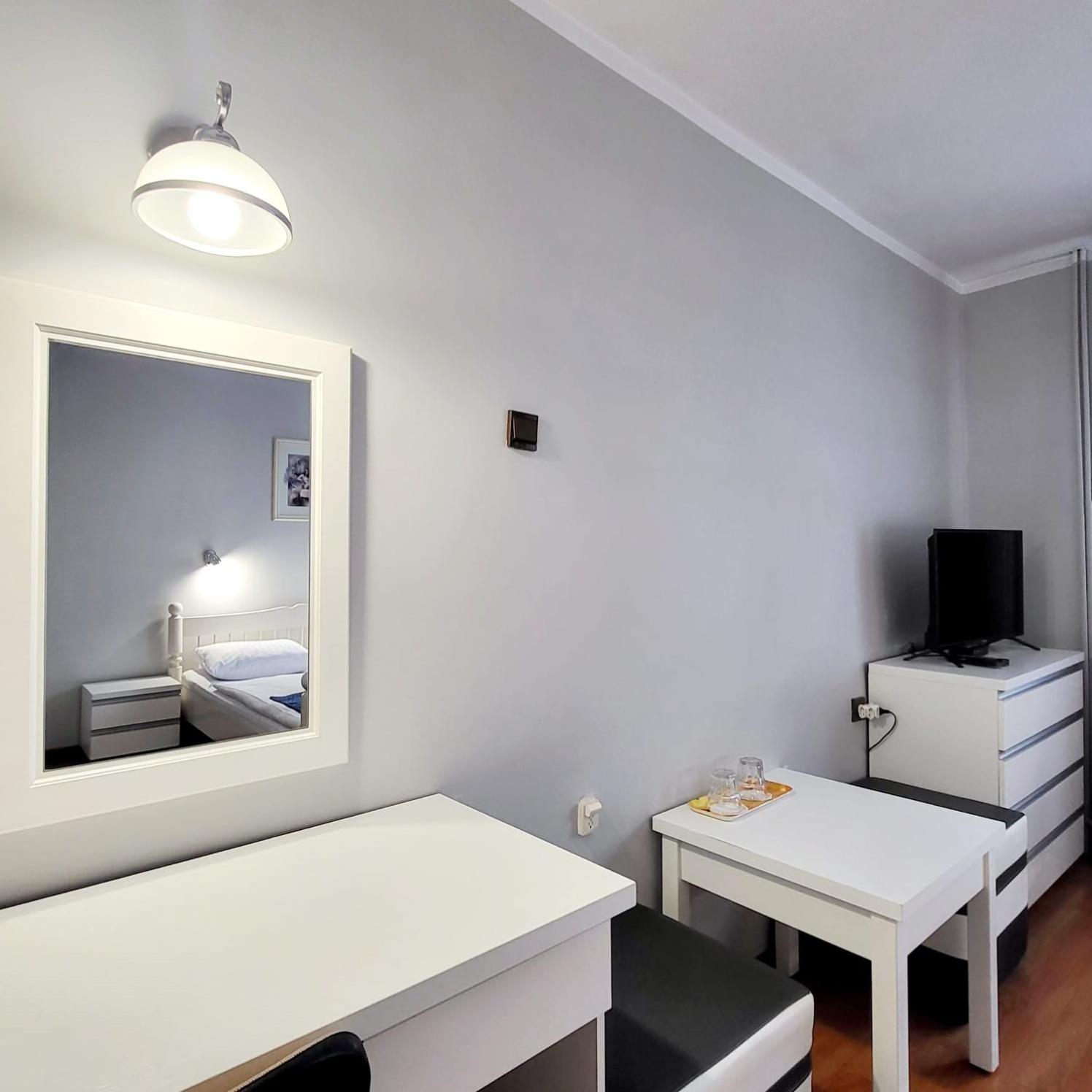Hotel Piast Mysliborz Exterior photo
