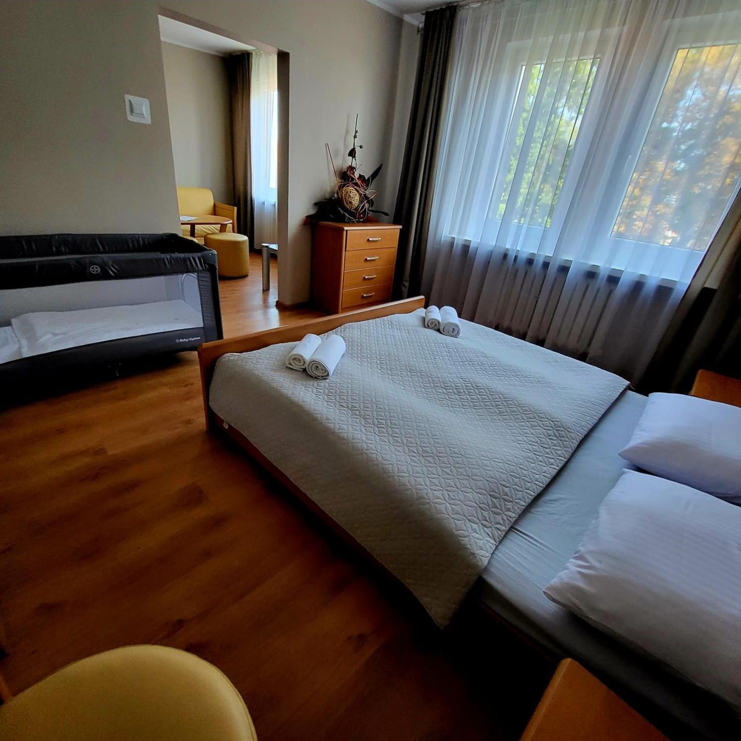 Hotel Piast Mysliborz Exterior photo